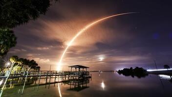 SpaceX: Εκτόξευσε δεκάδες δορυφόρους Starlink