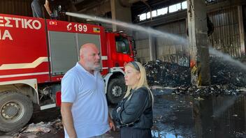 Η Σέβη Βολουδάκη για την πυρκαγιά στο εργοστάσιο της ΔΕΔΙΣΑ και την αποκατάσταση των ζημιών
