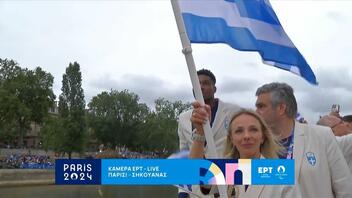 Αντετοκούνμπο και Ντρισμπιώτη κράτησαν περήφανα την ελληνική σημαία!
