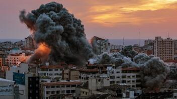 Δεκάδες νεκροί σε νέους βομβαρδισμούς του Ισραήλ στη Λωρίδα της Γάζας 