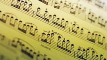 Έρευνα: Oι μελωδίες δημοφιλών τραγουδιών γίνονται πιο απλές με την πάροδο των χρόνων