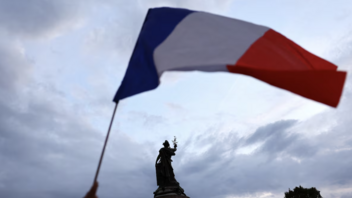 Γαλλία: 169 υποψήφιοι βουλευτές αποσύρθηκαν από τον β' γύρο 