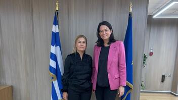 Συνάντηση Σέβης Βολουδάκη με την Υπουργό Εργασίας και και Κοινωνικής Ασφάλισης