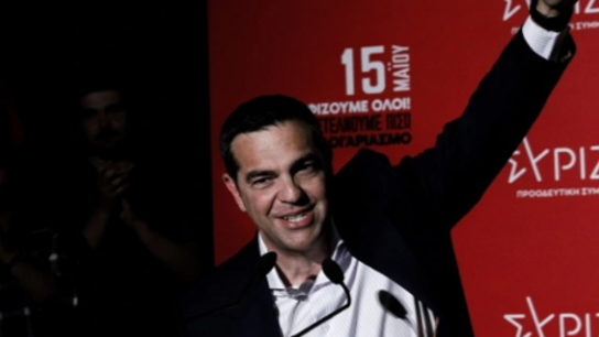 Αλέξης Τσίπρας: Η κυβέρνηση θα πάει σε εκλογές για να προλάβει την κατάρρευση – Η απάντηση Οικονόμου