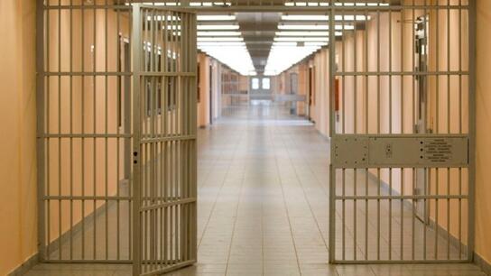 Έκτακτος έλεγχος στις φυλακές Κορυδαλλού - Βρέθηκαν κινητά, μαχαίρια και κοντάρια