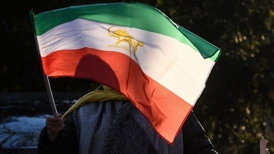 Οι ιρανικές αρχές απαγόρευσαν στην οικογένεια του παλαίμαχου ποδοσφαιριστή Αλί Νταεΐ να φύγει από τη χώρα