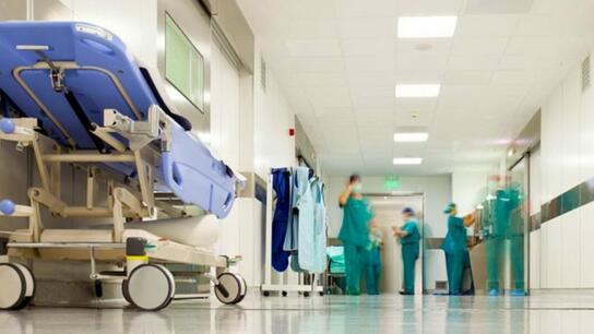 Βρετανία: Με απεργία 72 ωρών απειλεί το κατώτερο ιατρικό προσωπικό