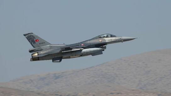 Υπερπτήση τουρκικών F-16 πάνω από τις Οινούσσες