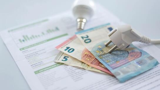 Επιδοτήσεις ρεύματος: Τι ισχύει με τον επανυπολογισμό των κρατικών ενισχύσεων