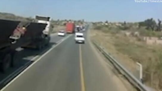 Τραγωδία στη Νότια Αφρική: Οδηγός φορτηγού σκότωσε 18 μαθητές κάνοντας προσπέραση - Δείτε βίντεο