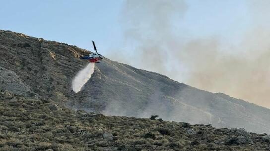 Τεράστια κινητοποίηση για τη φωτιά στo νότιο Ρέθυμνο - "Σηκώθηκαν" ελικόπτερα