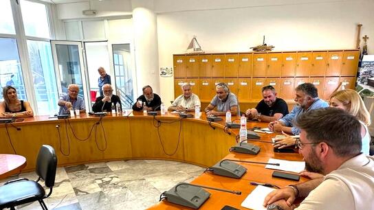 Έργα και παρεμβάσεις του Δήμου Μαλεβιζίου στα Καλέσα στο επίκεντρο συνάντησης εργασίας