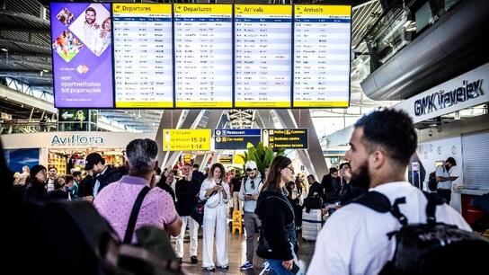  Ολλανδία: Βλάβη στο σύστημα πληροφορικής έθεσε εκτός λειτουργίας το αεροδρόμιο του Αϊντχόφεν