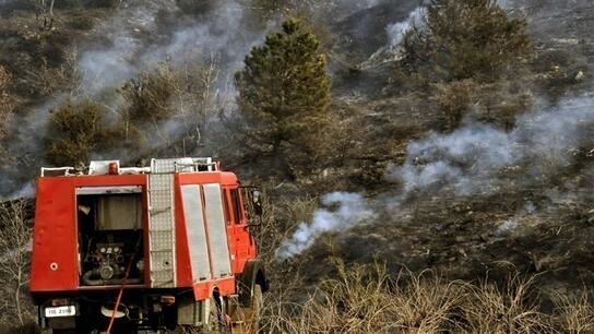 Drone της πυροσβεστικής εντόπισε έγκαιρα τη φωτιά στην Βαρυμπόμπη 