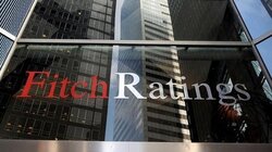 Ο οίκος Fitch διατήρησε αμετάβλητο στο «BBB-» το αξιόχρεο της Ελλάδας