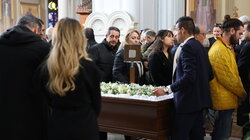 Κηδεία Μανώλη Λιδάκη