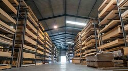 Κουμαντάκης, Ξυλεία