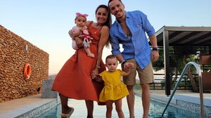 Όμορφες και ξέγνοιαστες στιγμές για Πετρούνια - Μιλλούση στην Ελούντα!