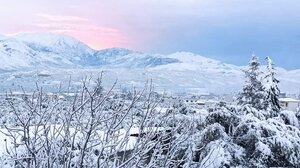 Εντυπωσιάζουν τα χιονισμένα τοπία της Κρήτης