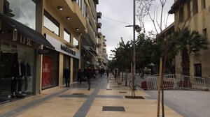 Κορωνοϊός, καιρός και έργα δε βοηθούν την αγορά - Υποτονική η κίνηση στα καταστήματα 