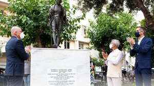 Μήνυμα Ν. Δένδια για τα 74 χρόνια από τον θάνατο του Γκάντι