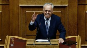 Δραγασάκης: Πρωτοβουλία δημοκρατικής ευθύνης η πρόταση δυσπιστίας