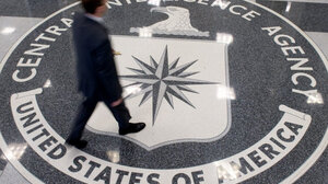 Μαζικές παρακολουθήσεις από τη CIA και στο εσωτερικό της χώρας, καταγγέλουν γερουσιαστές