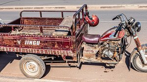Ανετράπη το τρίκυκλο, στο ΠΑΓΝΗ ο οδηγός