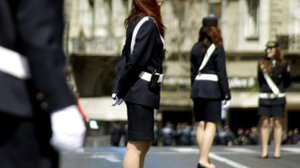 Βιντεοσκοπούσε γυναίκες αστυνομικούς που άλλαζαν ρούχα πριν την υπηρεσία τους!