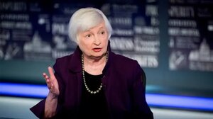 Η υπουργός Οικονομικών των ΗΠΑ αφήνει ανοικτό το ενδεχόμενο μείωσης του φόρου στη βενζίνη