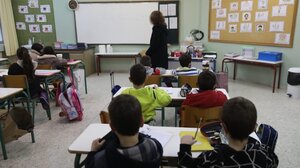 Παράταση για τις εγγραφές σε νηπιαγωγεία και δημοτικά σχολεία