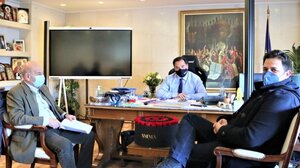 Με Γεωργιάδη και Κικίλια συναντήθηκαν εκπρόσωποι των ιδιοκτητών τουριστικών λεωφορείων