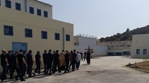 Επιτάφιος και προσδοκία Ανάστασης στη φυλακή