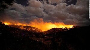 Δύο νεκροί και περισσότερα από 200 κατεστραμμένα σπίτια από πυρκαγιά στο Νέο Μεξικό