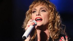 Ελεωνόρα Ζουγανέλη για την 25η Μαρτίου: Ας ξεσηκωθούμε σε ό,τι μας σκλαβώνει