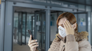 Τέλος από σήμερα οι μάσκες σε αεροδρόμια και αεροπλάνα - Οι νέοι κανόνες