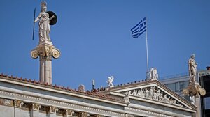 Ταμείο Ανάκαμψης: "Πράσινο φως" της Κομισιόν για εκταμίευση 2,1 δισ. στην Ελλάδα