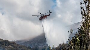 Μεγάλη κινητοποίηση της Πυροσβεστικής για δύο πυρκαγιές στην Εύβοια