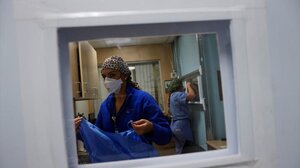 Ηλίας Μόσιαλος: Τι γνωρίζουμε για τον ιό της ευλογιάς των πιθήκων