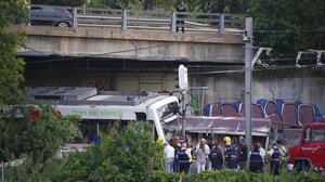 Ισπανία: Σύγκρουση δύο τρένων κοντά στη Βαρκελώνη