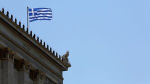 DW: Ασφαλής – προς το παρόν – η ελληνική οικονομία