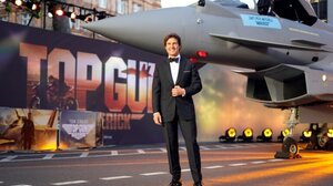 «Top Gun: Maverick»: Η σημαία της Ταϊβάν είναι και πάλι στο τζάκετ του Τομ Κρουζ 