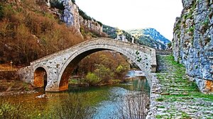 Αγνοείται 16χρονος στη λίμνη πηγών Αώου – Επιχείρηση της ΕΜΑΚ σε εξέλιξη