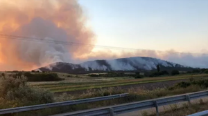 Δύσκολη νύχτα στον Έβρο με μέτωπο δύο χιλιομέτρων 