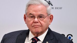 Μενέντεζ: Λίστα με όρους στην Τουρκία για την έγκριση της πώλησης των F-16