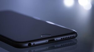 Έτσι θα κάνεις την μπαταρία του iPhone να κρατήσει περισσότερο