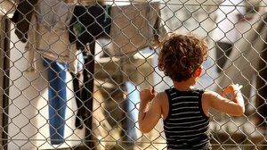 Επιφυλάξεις του Συνηγόρου του Πολίτη για τη συμμετοχή του σε επιτροπές του υπουργείου Μετανάστευσης