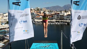 Όλα τα βλέμματα στο Agios Nikolaos Cliff Diving