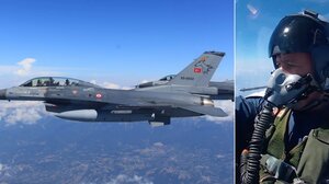 Ο Ακάρ πέταξε με F-16 πάνω από το βόρειο Αιγαίο 