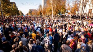 Μολδαβία: Χιλιάδες διαδηλωτές ζητούν την παραίτηση της κυβέρνησης